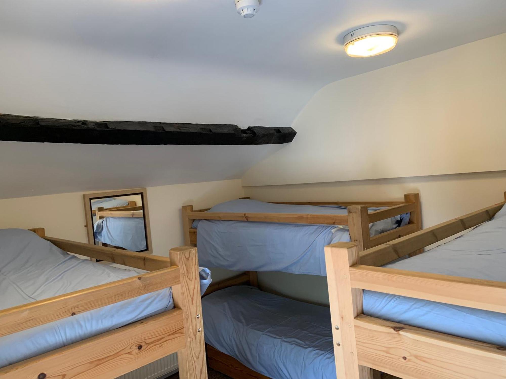 River Wye Hostel Glasbury Extérieur photo