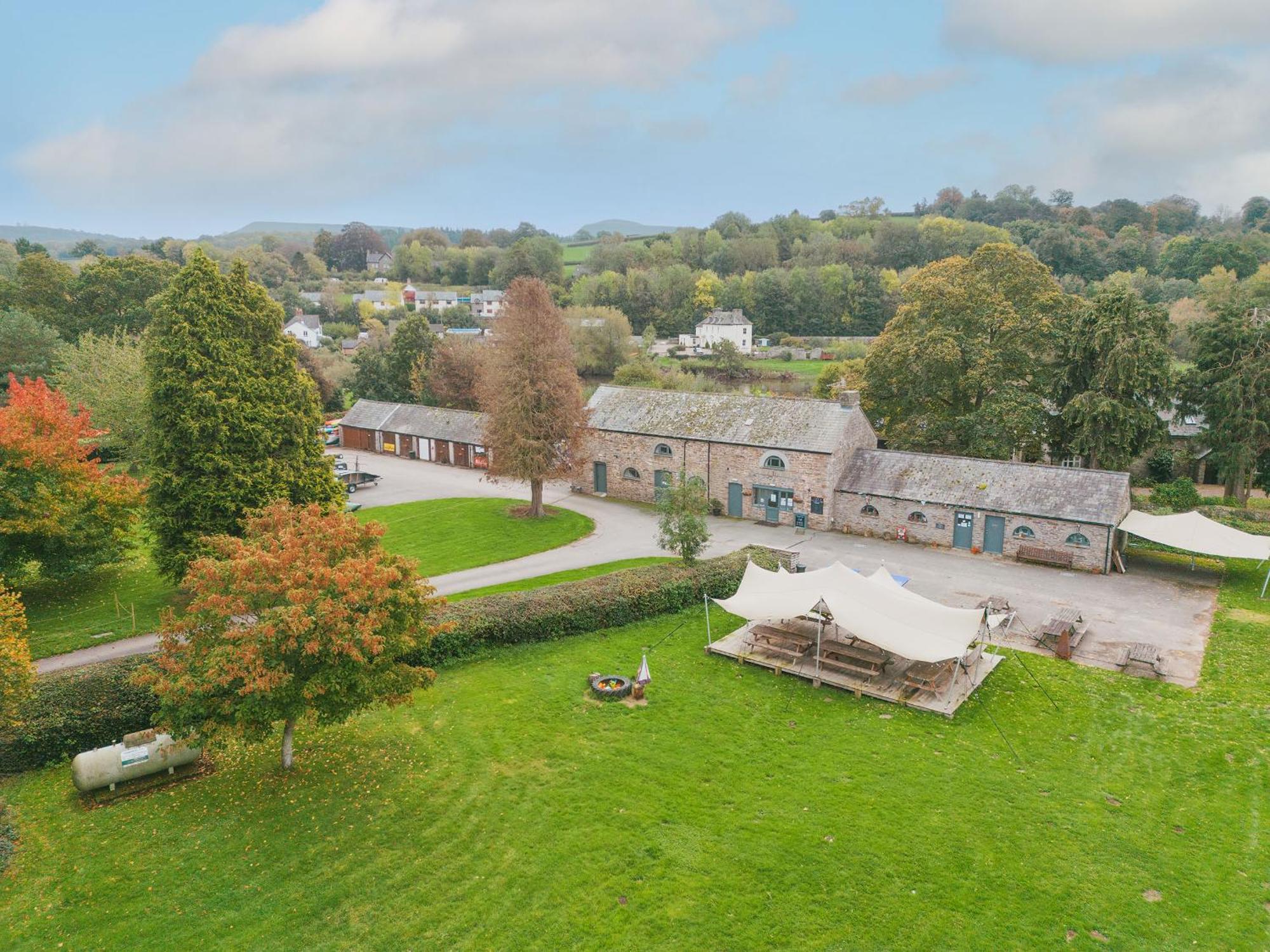 River Wye Hostel Glasbury Extérieur photo
